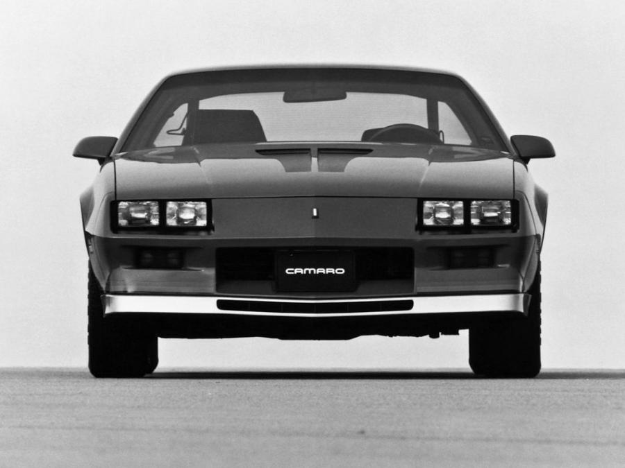  Chevrolet Camaro Z28 1982 года  (фото 4 из 14)